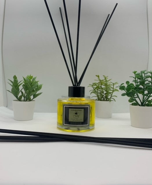 Thyme Olive & Bergamot Reed Diffuser